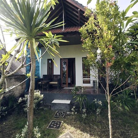 The Banana House Otel Sakti Dış mekan fotoğraf